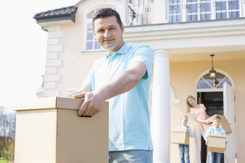 Free no-obligation quote policy for Southborough van services